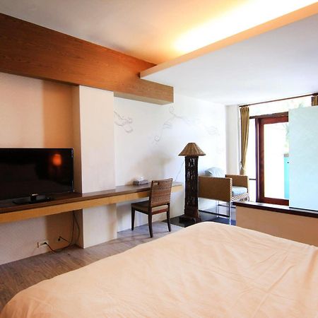 Palm Villa Guesthouse Nantou Екстер'єр фото